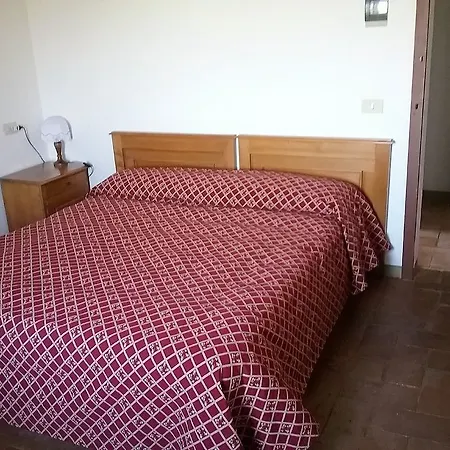 Le Piazze Farm stay *